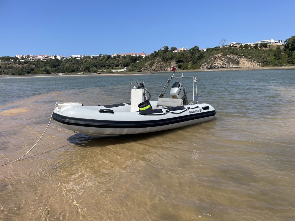 Barco semi-rigido Arimar
