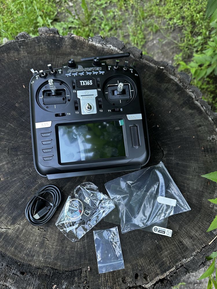 Пульт Radiomaster tx16s  elrs m2 нові запаковані