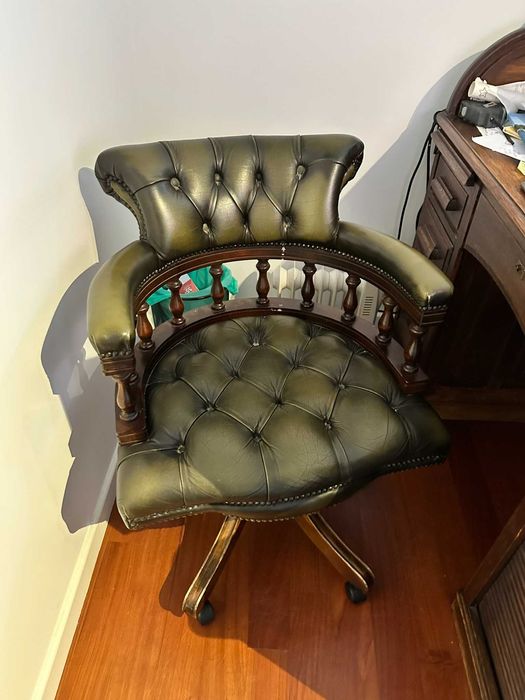 Cadeira de escritório Chesterfield Captains em pele verde antiga
