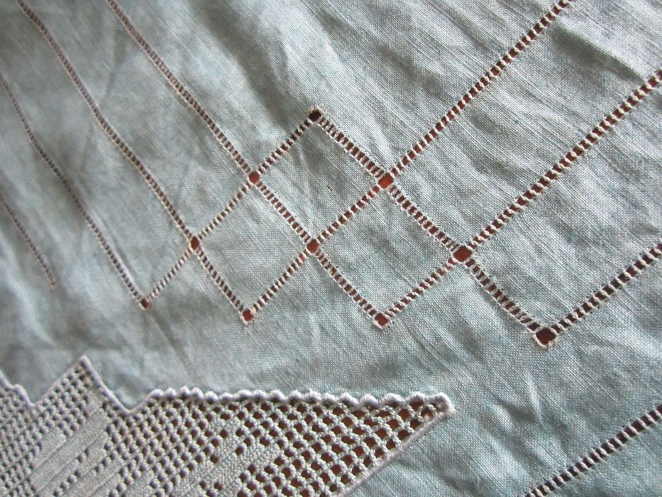 Toalha/Colcha de Sonho Azul Petróleo-Linho, Bordados Manuais