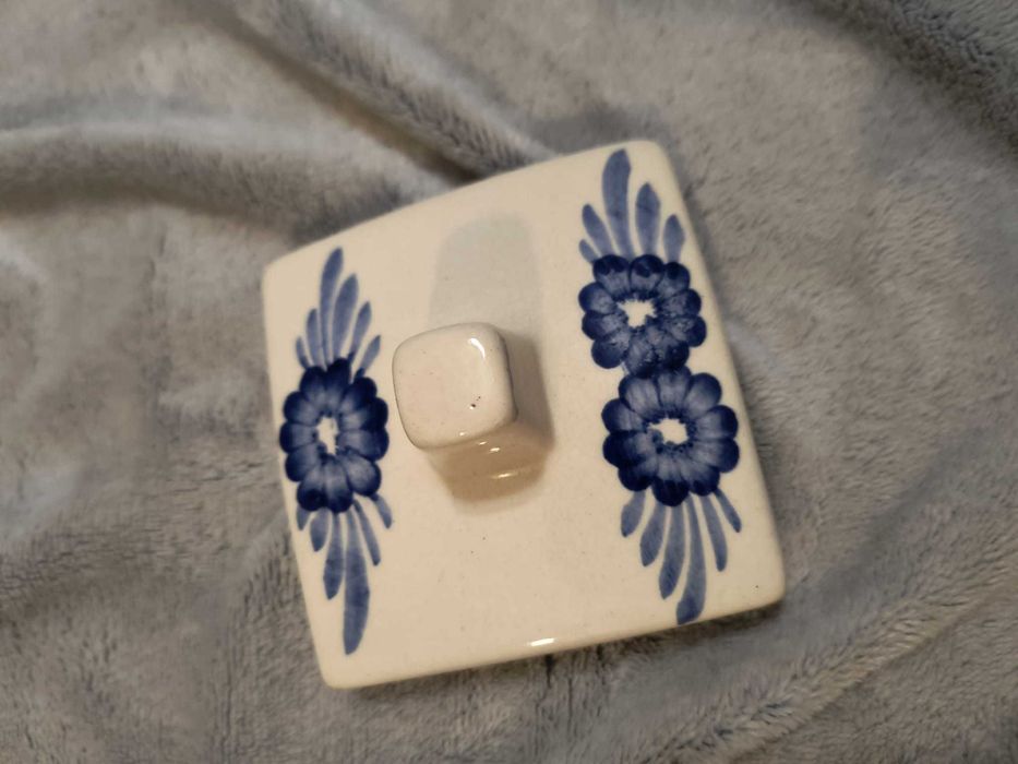 Pojemnik kuchenny fajans Włocławek USZKODZONY