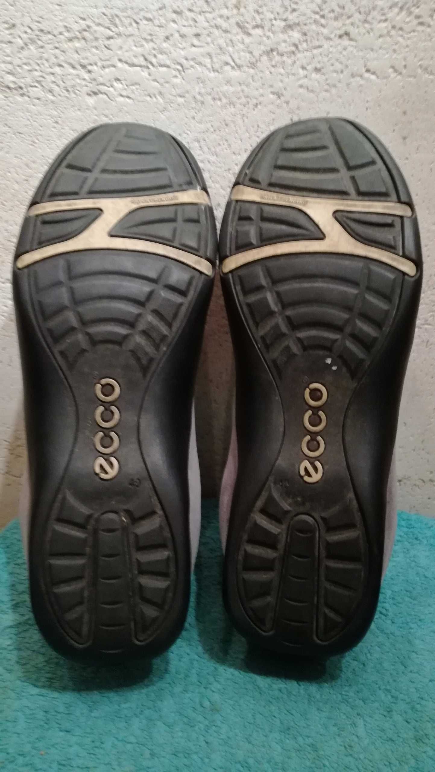 Damskie sneakersy ECCO r.40 skóra stan bardzo dobry