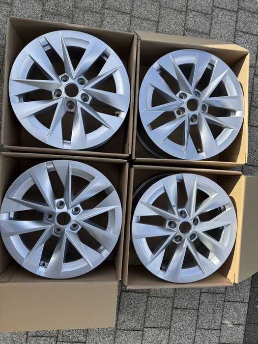 Felgi aluminiowe skoda octavia 4 rotare 17” 5x112