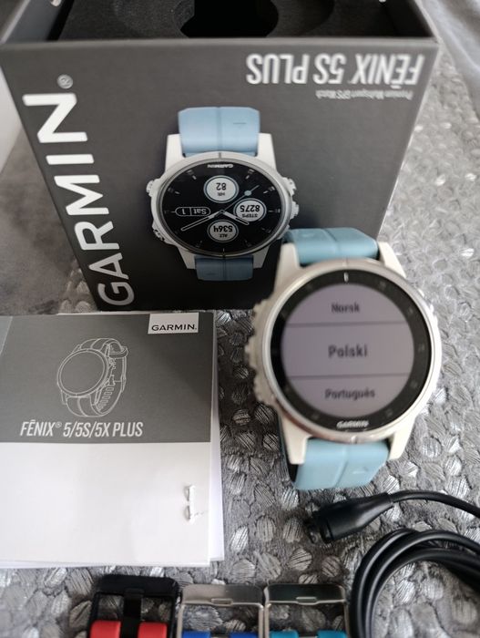 Garmin Fenix 5s plus, GPS, Mapy.