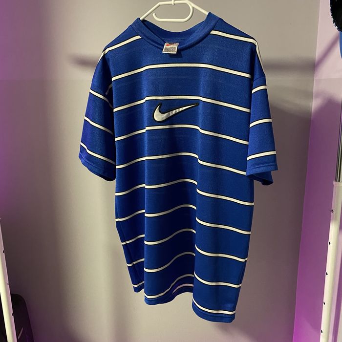 Nike vintage tee