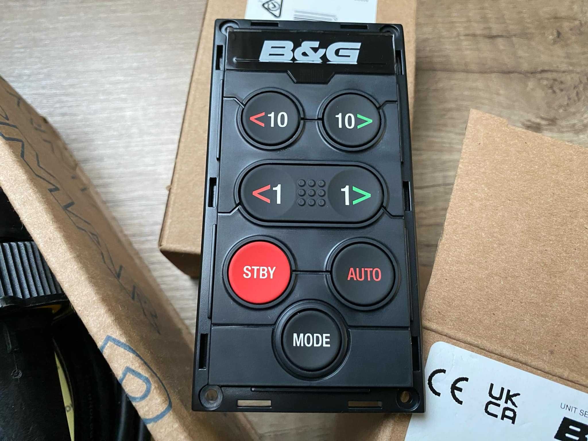 Zestaw B&G Triton 2 Display B&G Triton 2 autopilot DST810 Multisensor