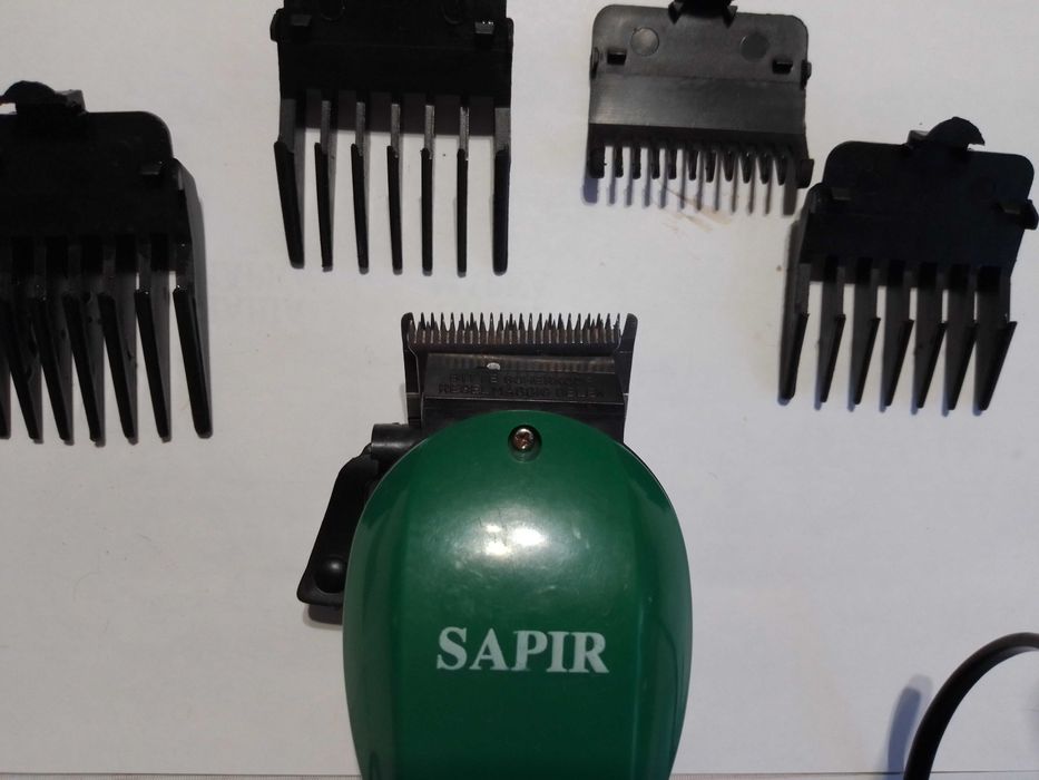 Машинка для стрижки SAPIR .  Бритва Спутник