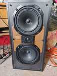 Kolumny monitory kef karina 2