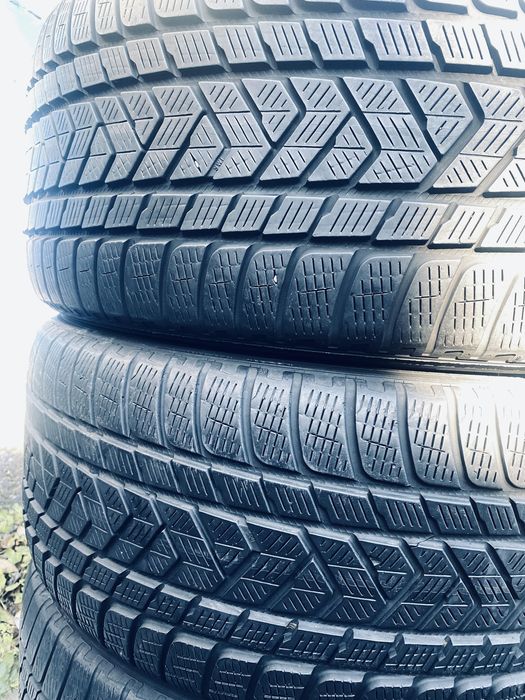 275 50 20 Pirelli Scorpion winter 85%