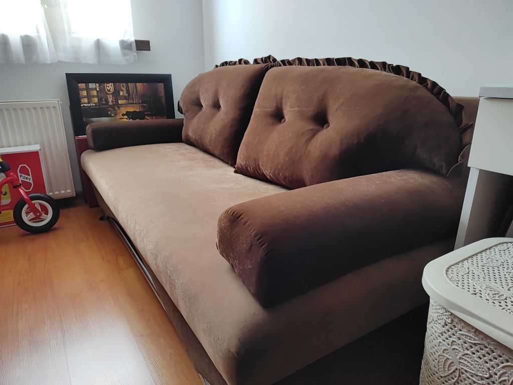 Kanapa/ Sofa rozkładana brązowa