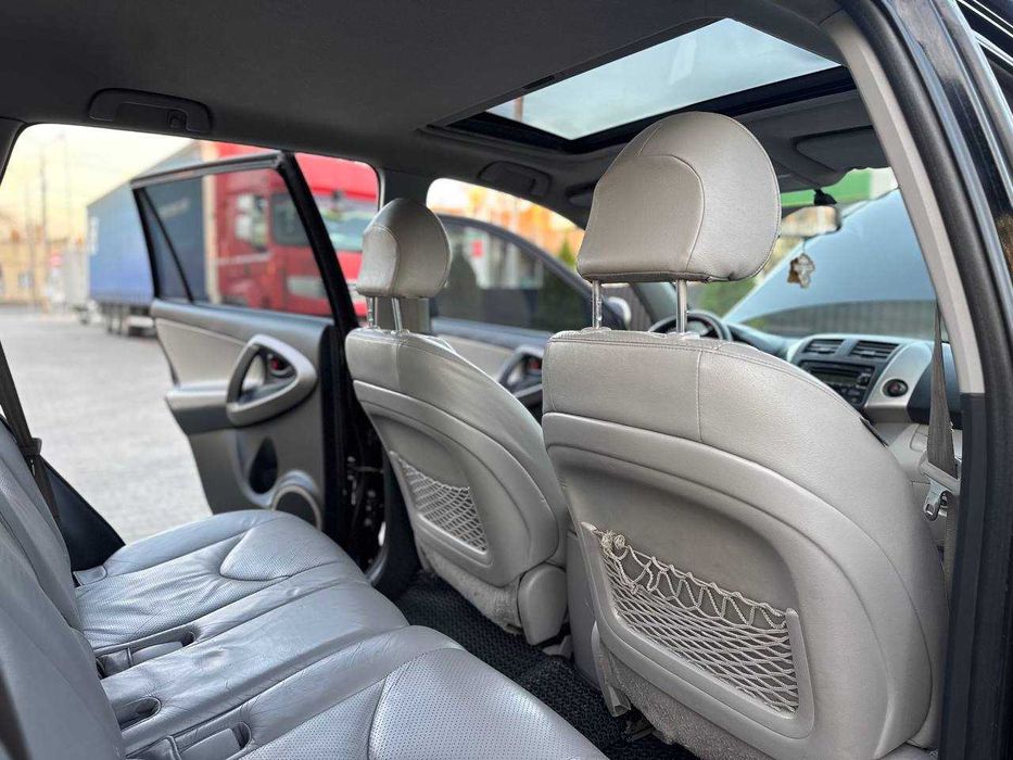 Продам Toyota RAV