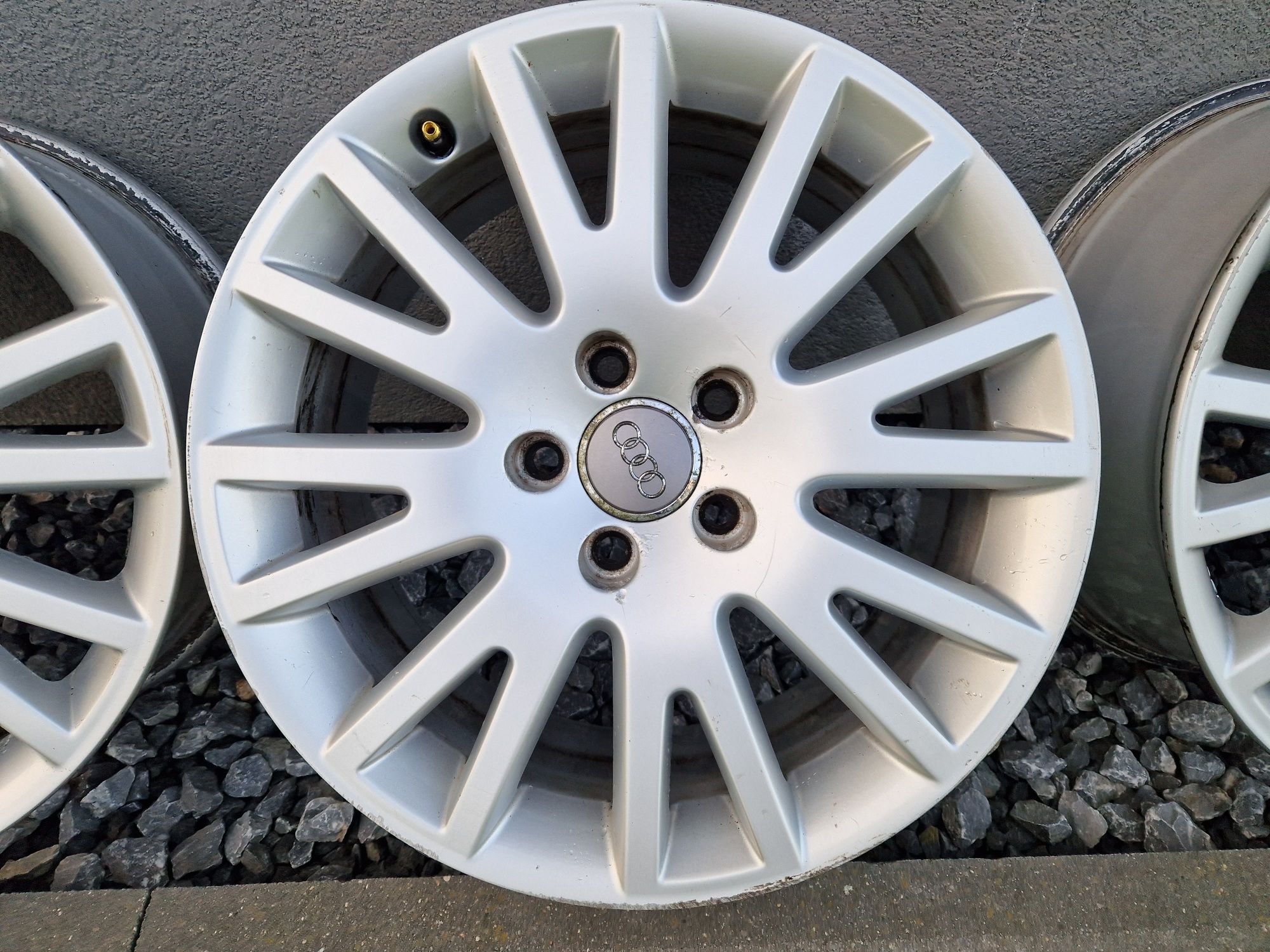 Felgi audi  17 cali 5x112 ET45 oryginalne