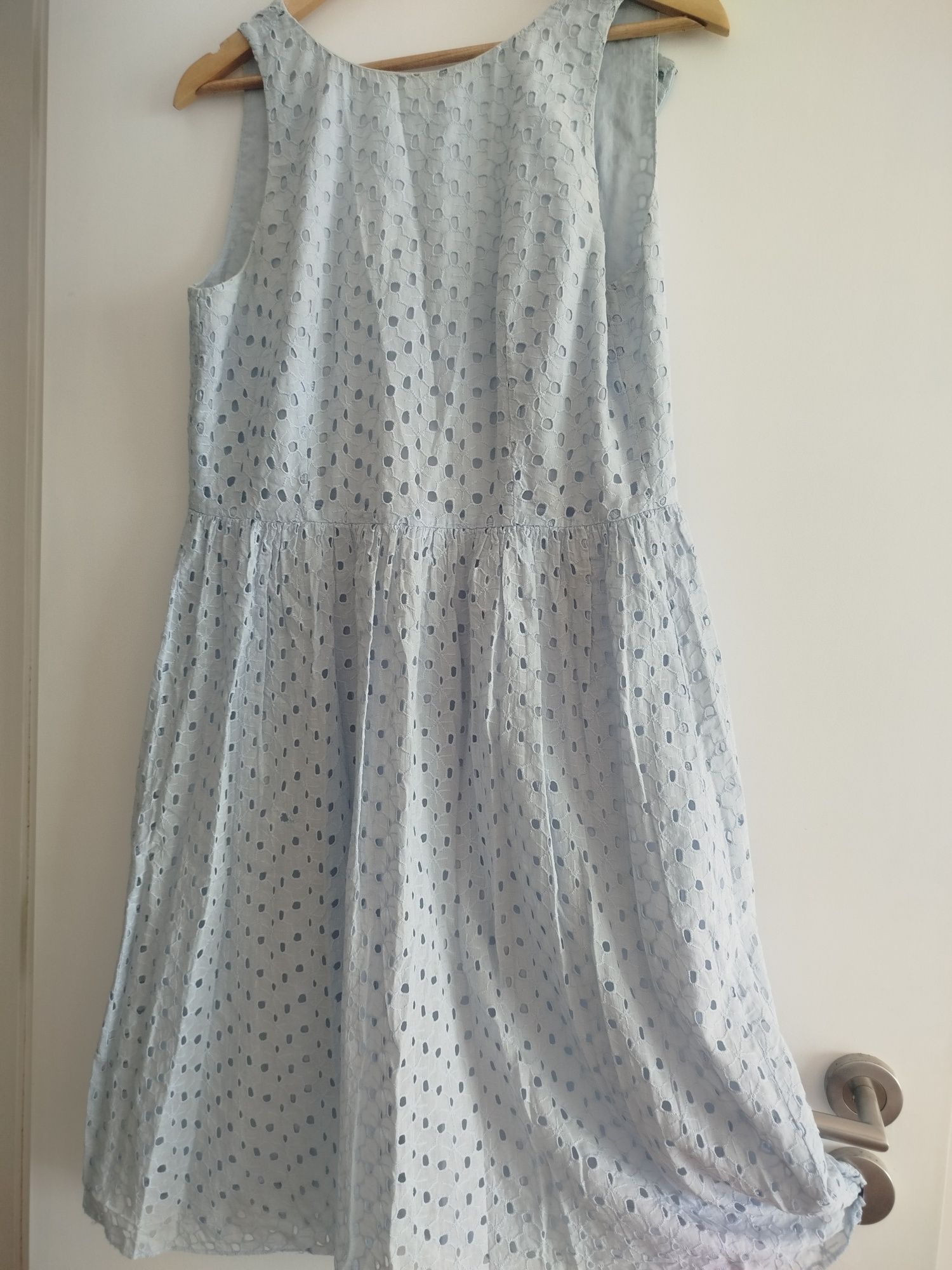 Vestido em bordado inglês - Gant