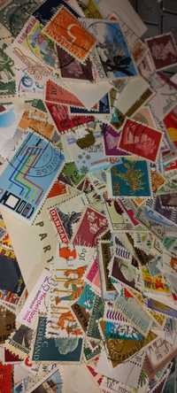 100 znaczków pocztowych z całego świata - wybieram losowo - Każdy inny
