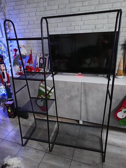 Wieszak otwarta szafa na ubrania buty z polkami