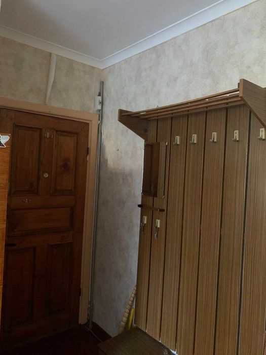 Оренда кімнати в гуртожитку вул Космонавтів