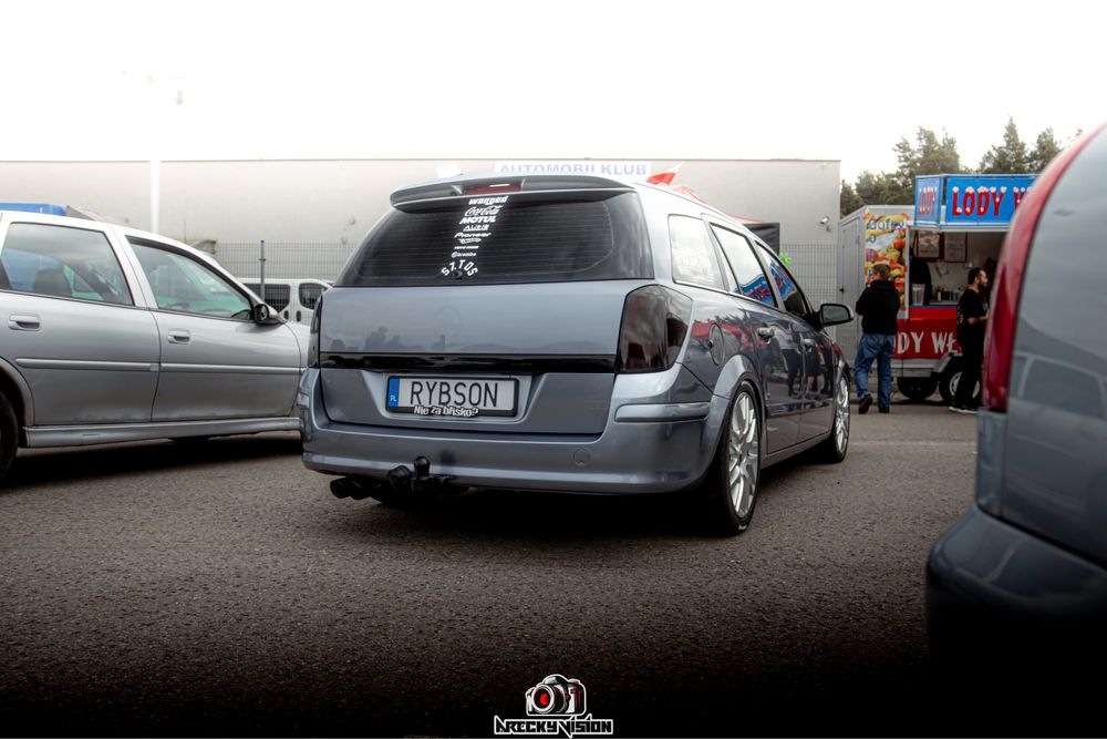 Opel Astra h3 Caravan 1.7 CDTI ISUZU