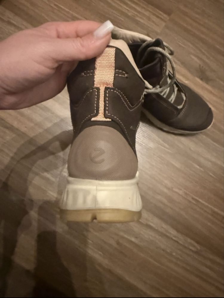 Ecco damskie 36 zimowo -jesienne