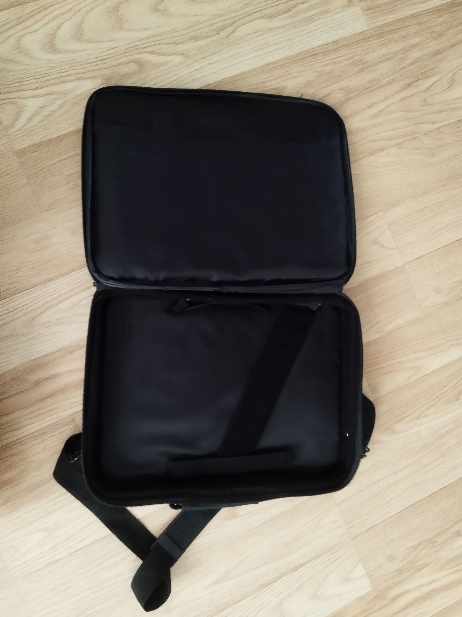 Torba na laptopa