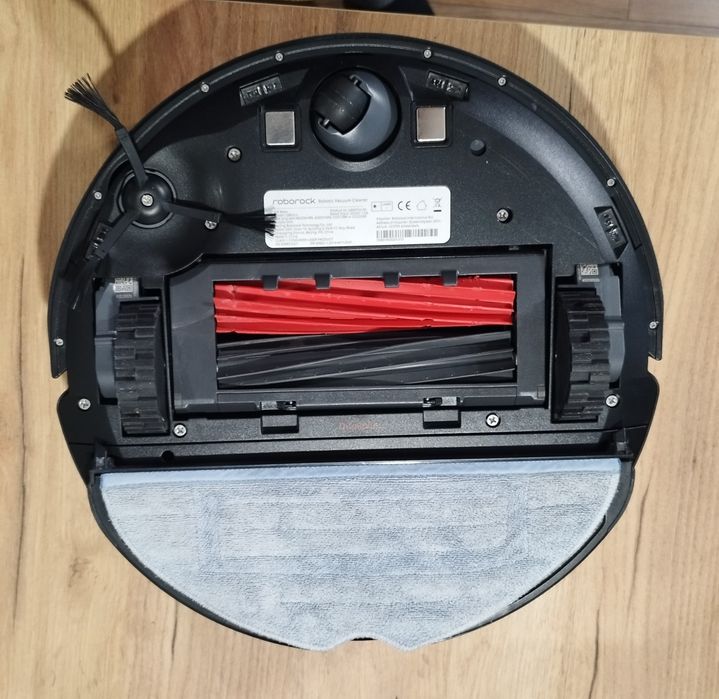 Robot sprzątający, mopujacy Roborock Q8 Max+ ze stacją dokującą