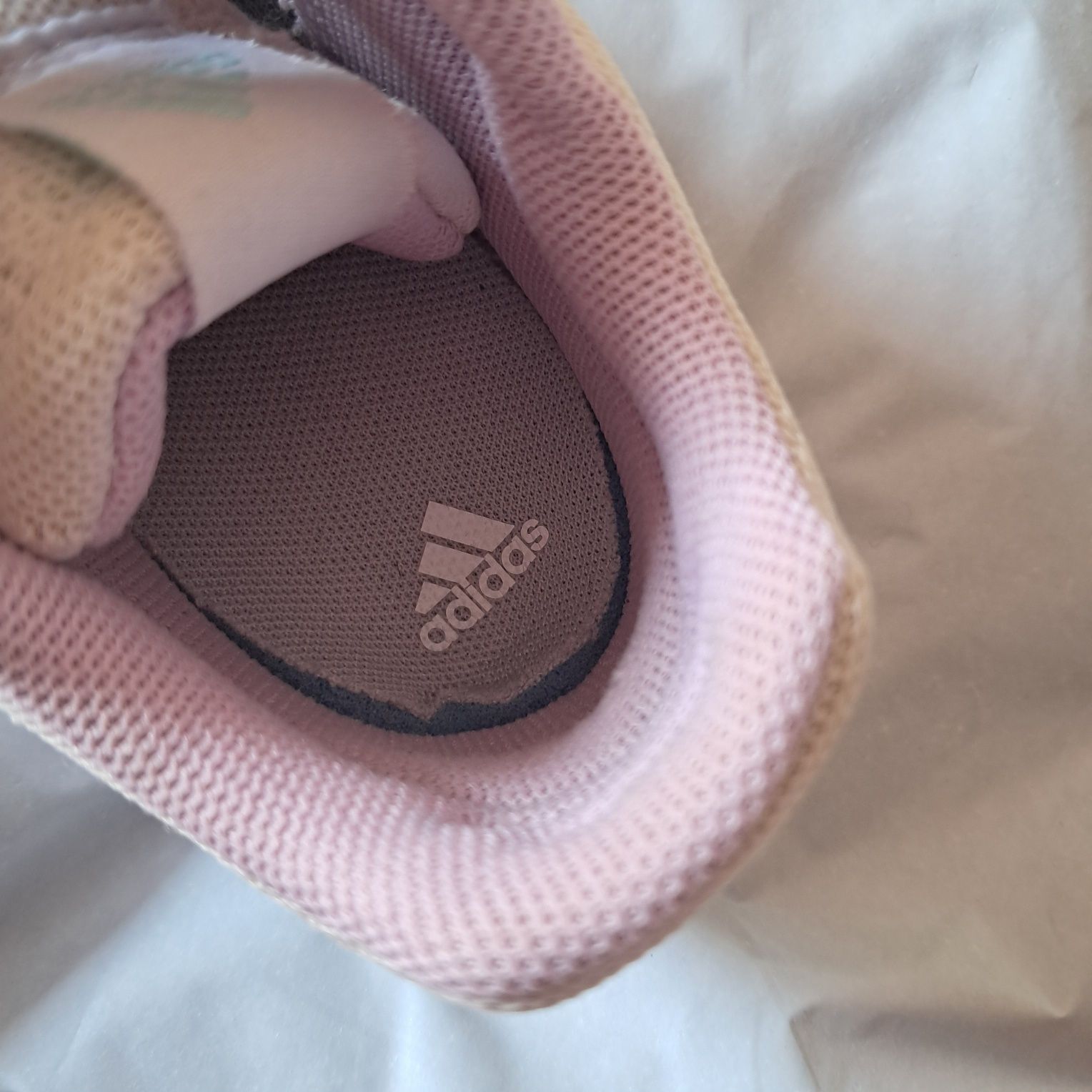 Buty adidas w kolorze ecru  dla dziewczynki r 27