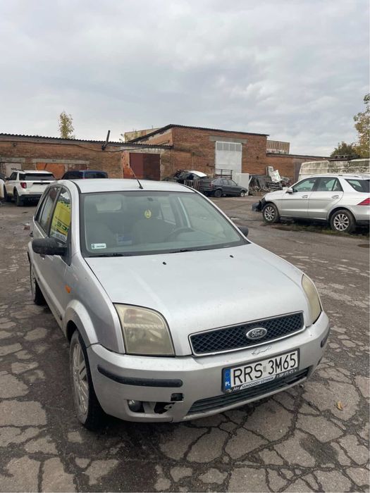 Продам Ford Fiesta