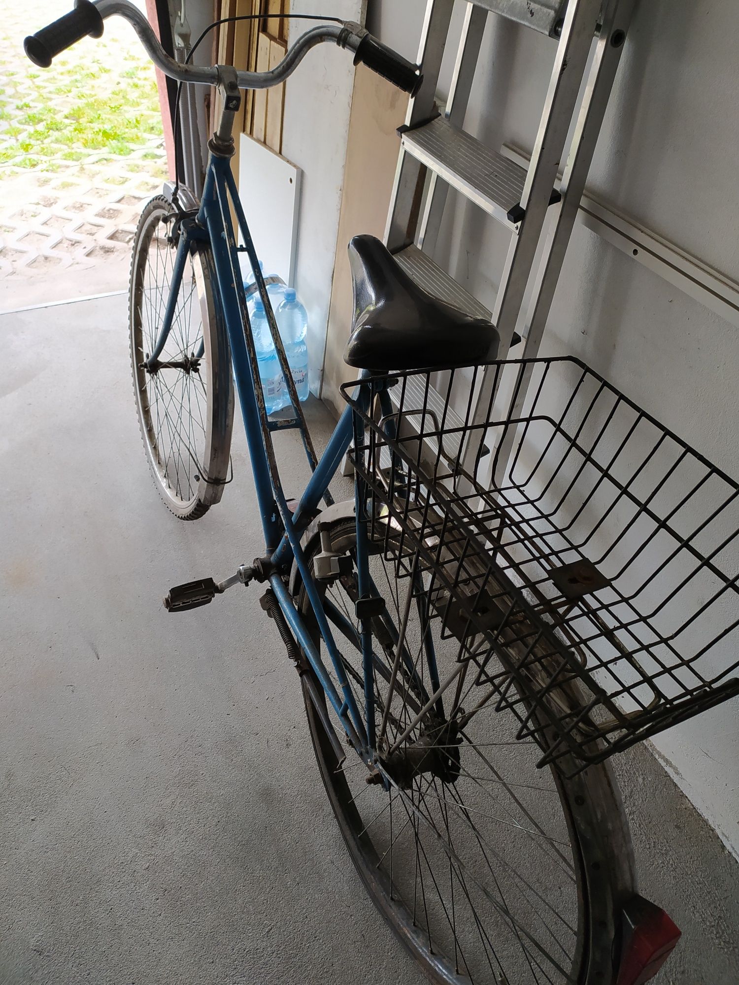 Stary rower sprawny