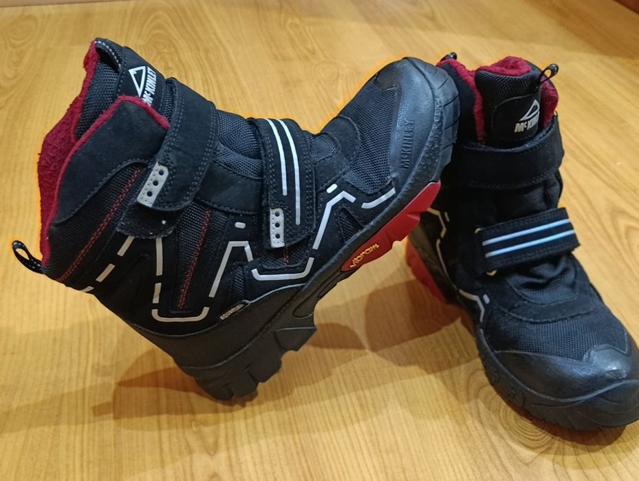 Зимові сапожки для хлопчика