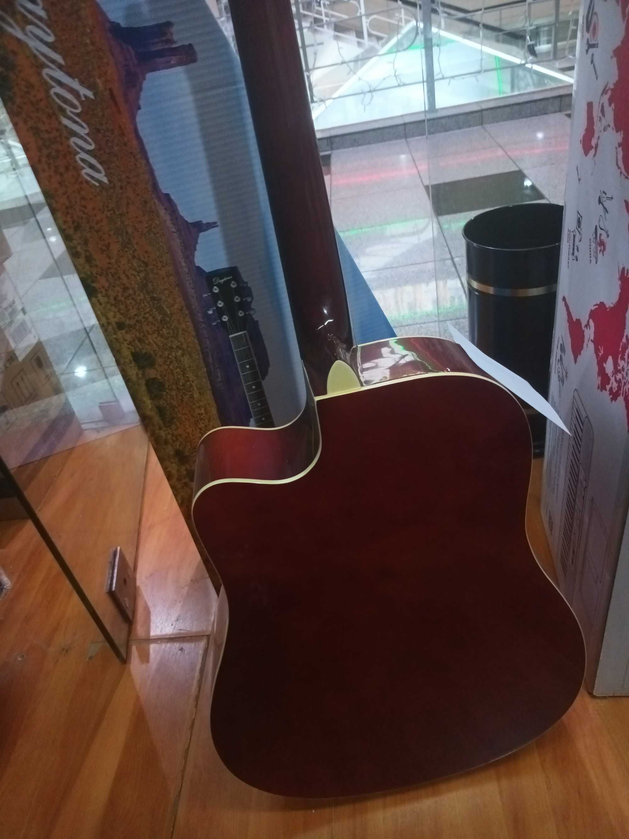 Pack Guitarra Acústica Daytona