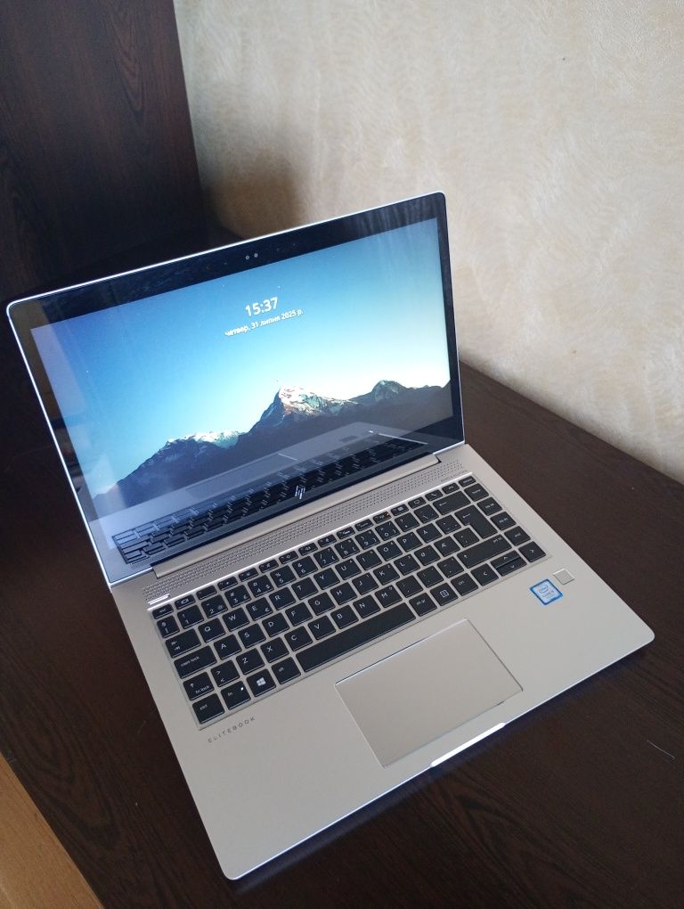 HP Elitbook 1040 G4 Linux Debian