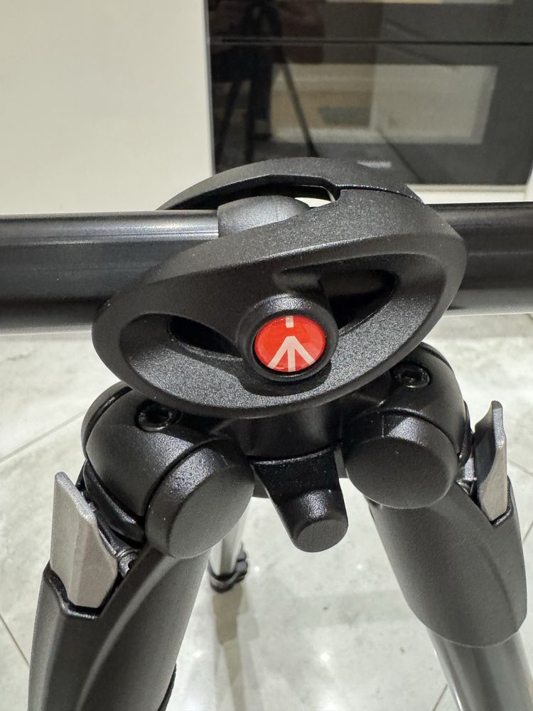 Statyw Manfrotto 290 Dual z głowicą i torbą