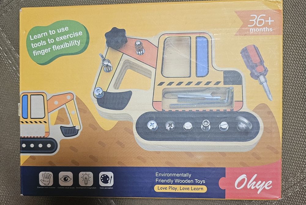 Деревянная игра бизиборд