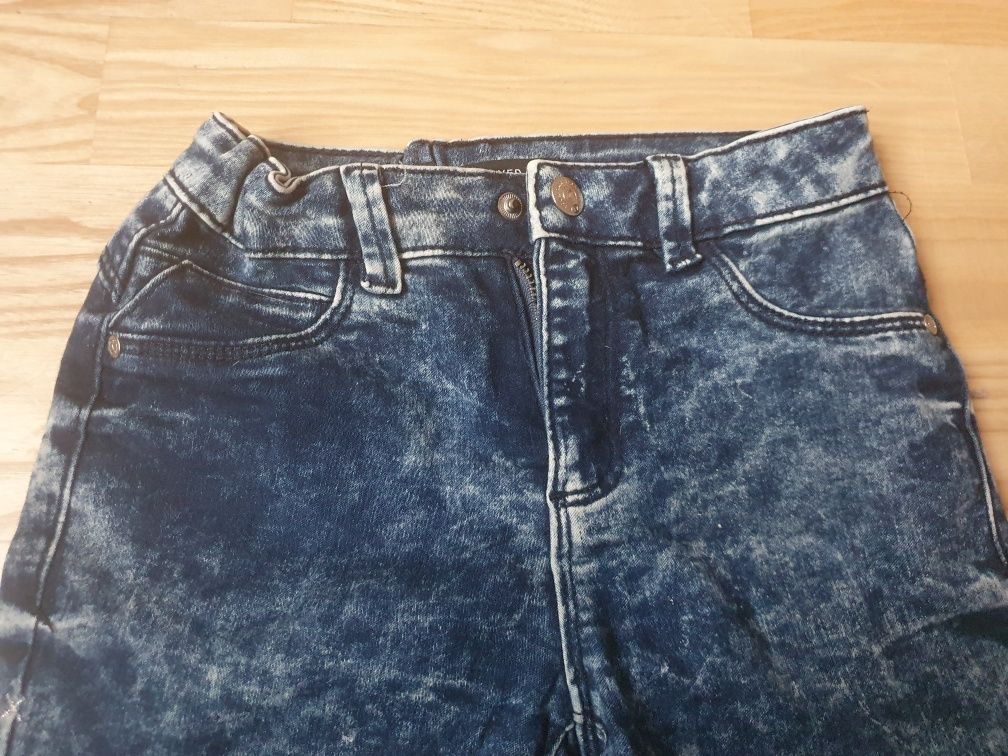 Spodnie jeansowe jeansy Reserved r. 128