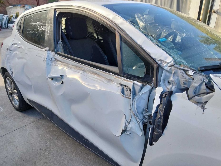 Renault Clio IV 1.5 dci 90 cv Ano 2017