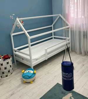 Детская белая кровать дитяче ліжко кроватка з сосни