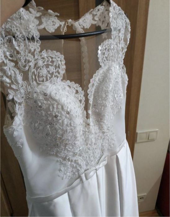 Весільне плаття