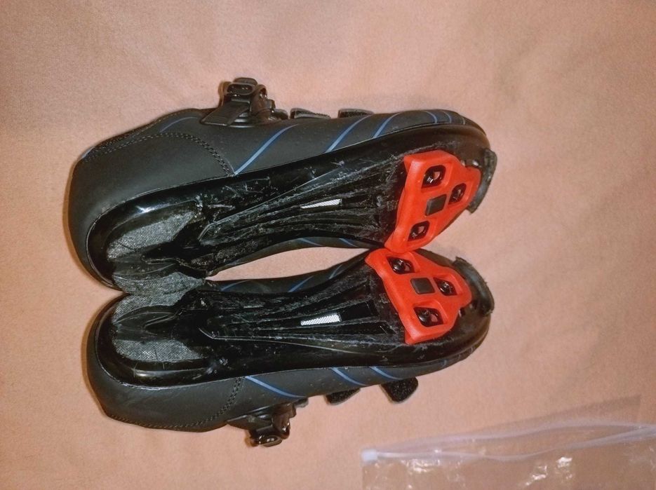 Sapatos de ciclismo de estrada