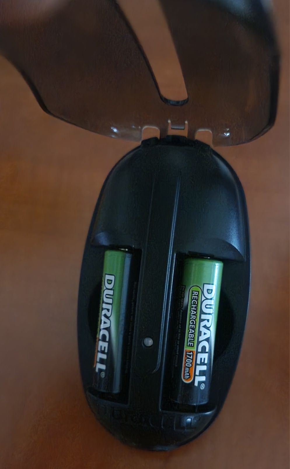 Carregador de pilhas Duracell