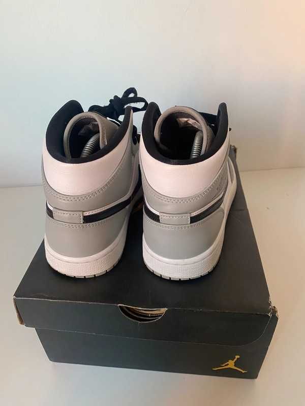 Nike  Jordan 1 Mid Light Smoke Grey 39