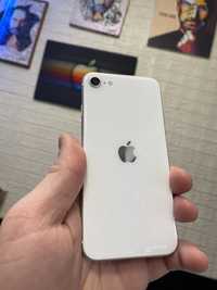 Продам айфон се Apple iPhone SE 2020 128Gb white neverlock
