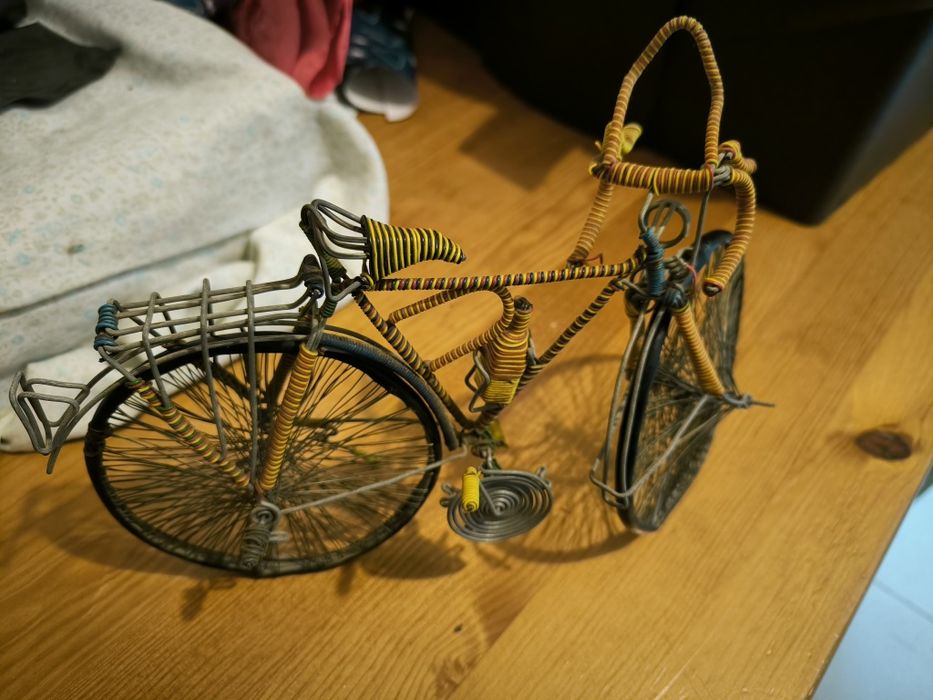 Vendo bicicleta para decoração