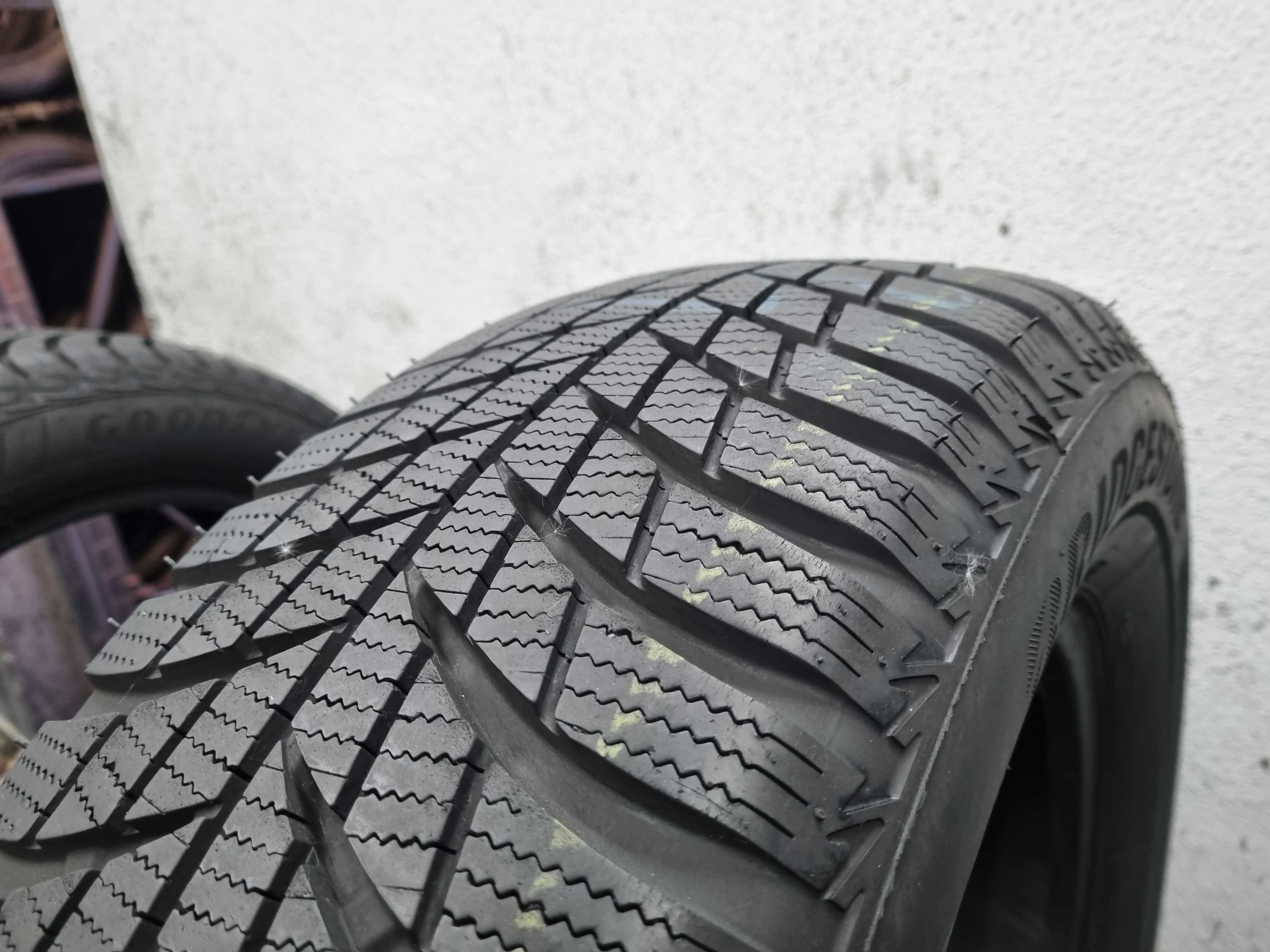 215/65/17 99H Bridgestone Blizzak LM001 Dot.0719R