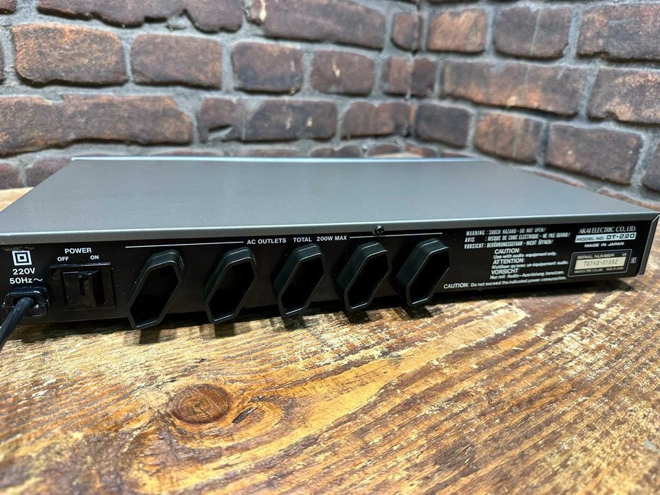 Timer Akai DT-220