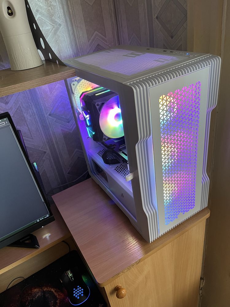 Новий сучасний та потужний ігровий комп'ютер з відеокартою 5060 ti 16G