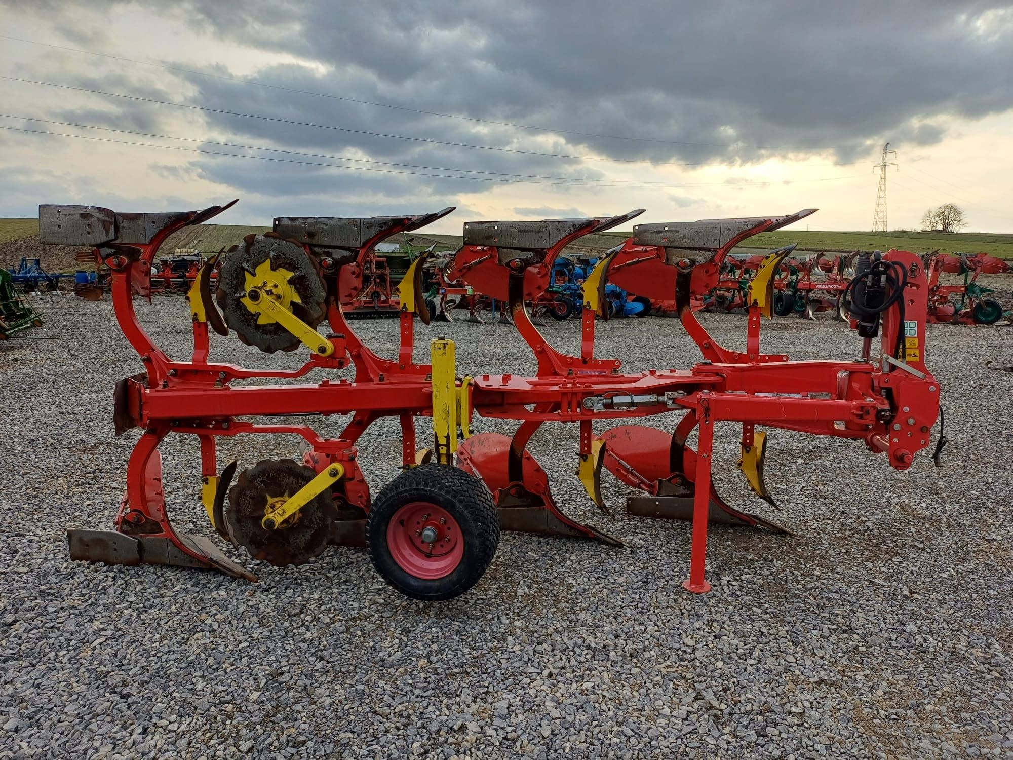 Pottinger Servo 35 S pług obrotowy 4 skiby 2011r Kuhn Lemken