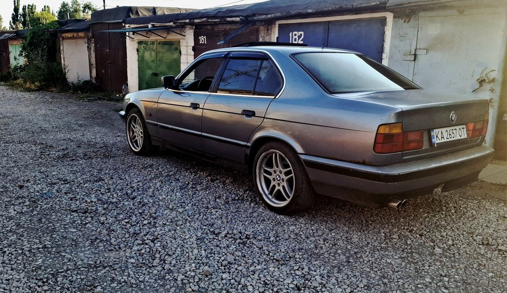 Продам BMW E34 m20b20