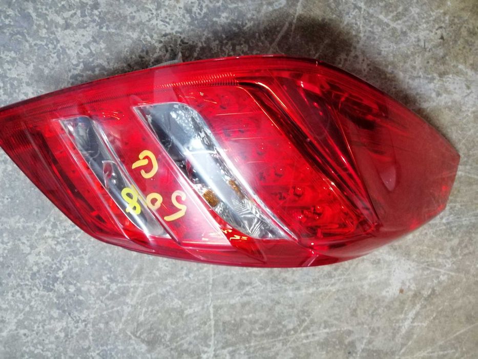farolim tras esq peugeot 508 I
