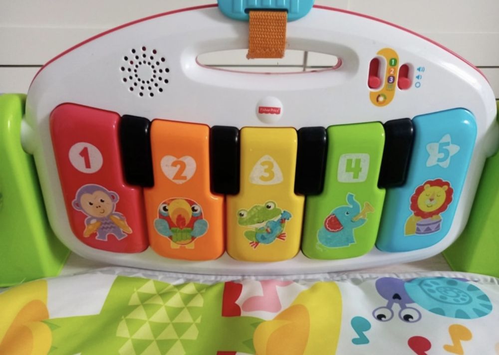 Mata Fisher Price muzyczne zwierzęta pianinko polska wersja