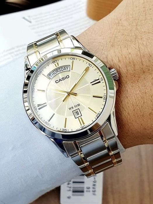Годинник чоловічий Casio MTP-1381G-9A Оринінал Гарантія Часы Касио