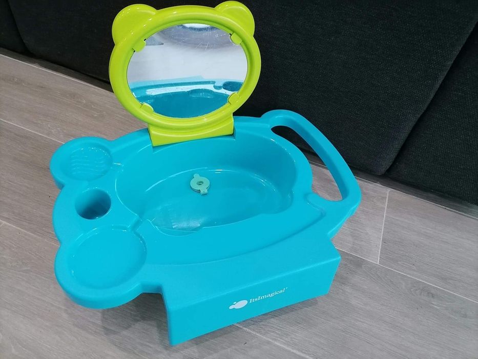 Lavatório para criança